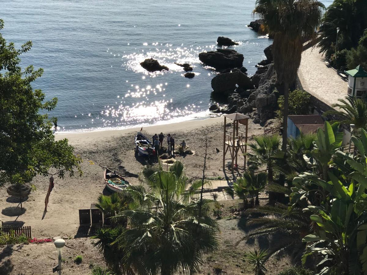 Nerja Burriana Playa Daire Dış mekan fotoğraf